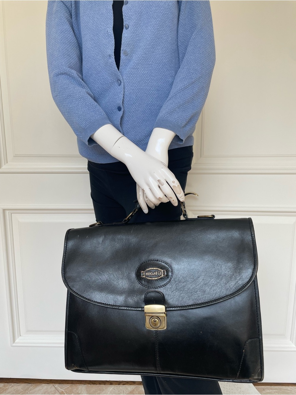 Vintage Bugatti Genuine Leather Black Briefcase Brass Hardware
